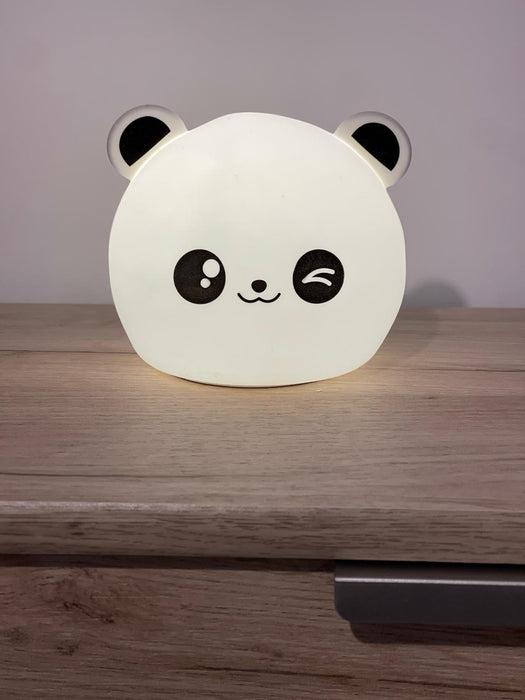 🐼 Lampa de Veghe Panda – Somnul devine o joacă!
