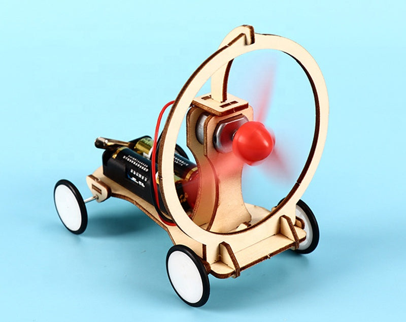 Puzzle Mașinuță cu Elice – Jucărie STEM Electrică din Lemn