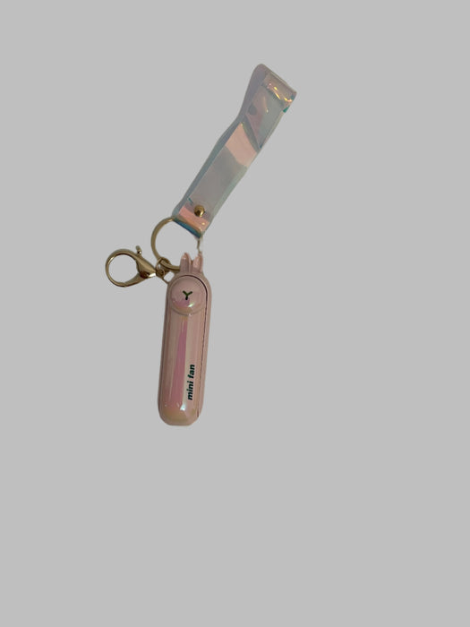 Mini Ventilator Portabil cu Breloc – Răcorește-te oriunde, oricând!